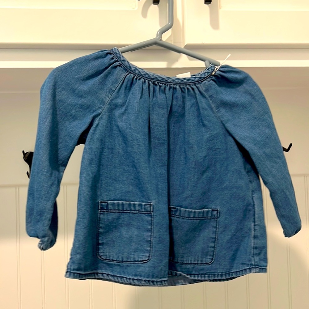 Old navy 12-18m blue jean set. Worn 1 time